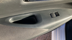 Toyota Corolla 2.0 VVT-i Hybrid Icon Tech 5dr CVT Hybrid Estate